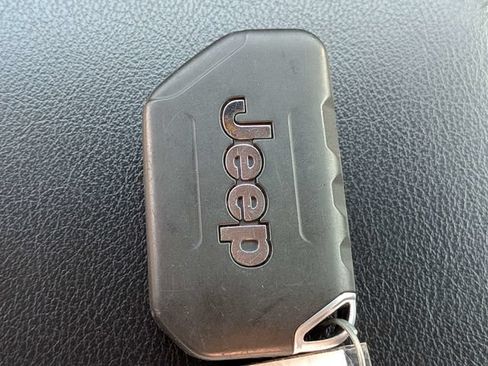 Used 2021 Jeep Wrangler Sport AWD/4WD image 24