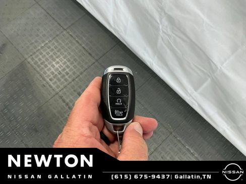 Used 2023 Hyundai Kona SEL FWD image 35