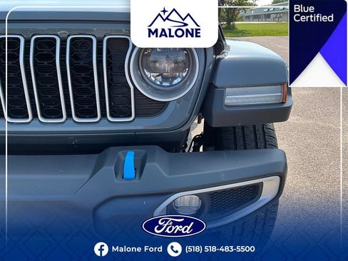 Used 2024 Jeep Wrangler Unlimited Sahara AWD/4WD image 12