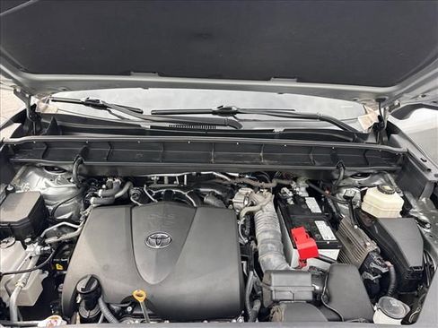 Used 2022 Toyota Highlander XSE image 32