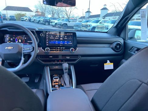 New 2026 Chevrolet Colorado W/T image 19