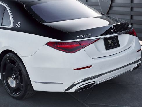Used 2023 Mercedes-Benz Maybach S 680 4MATIC image 11