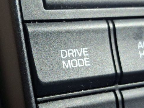 Used 2021 Hyundai Tucson SE w/ Winter Weather Package AWD/4WD image 22