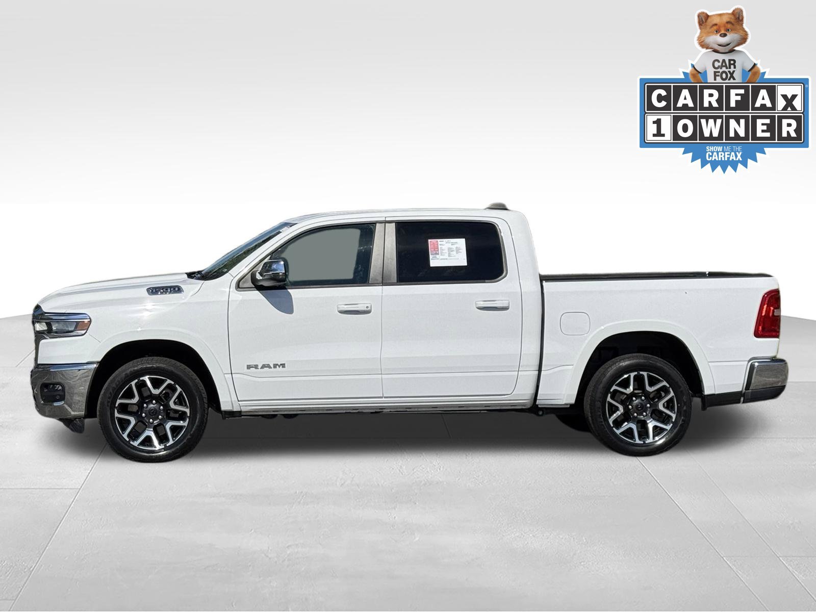 Used 2025 RAM 1500 Laramie AWD/4WD image 8