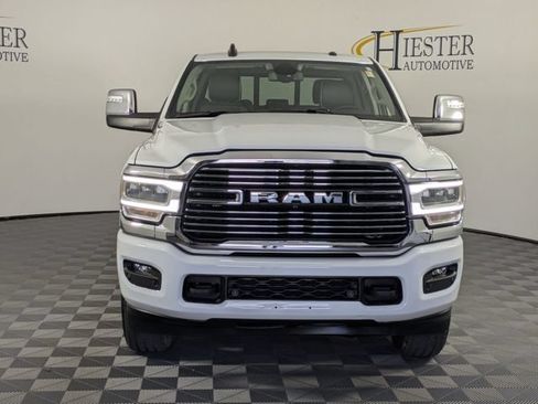 Used 2024 RAM 2500 Laramie AWD/4WD image 3