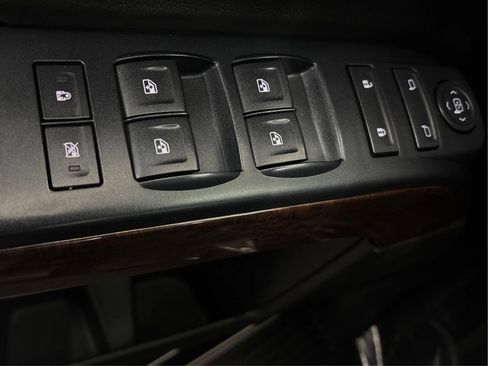 Used 2017 GMC Sierra 1500 SLE w/ SLE Value Package image 40