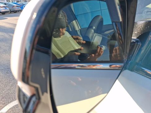 Used 2018 Honda Ridgeline RTL-E image 16