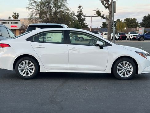 New 2026 Toyota Corolla LE image 9