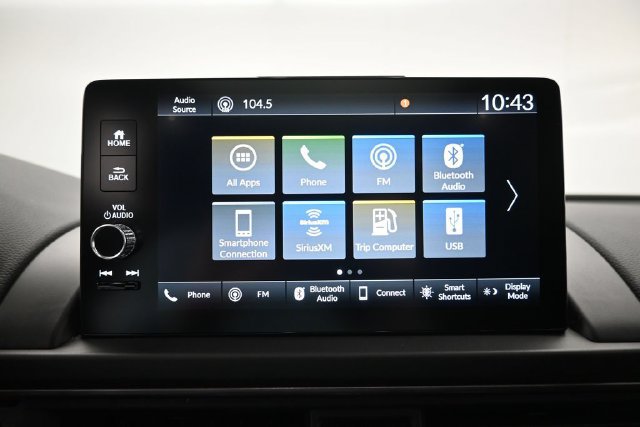Used 2025 Honda Pilot TrailSport image 14