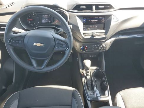 Certified 2023 Chevrolet TrailBlazer LS FWD image 10