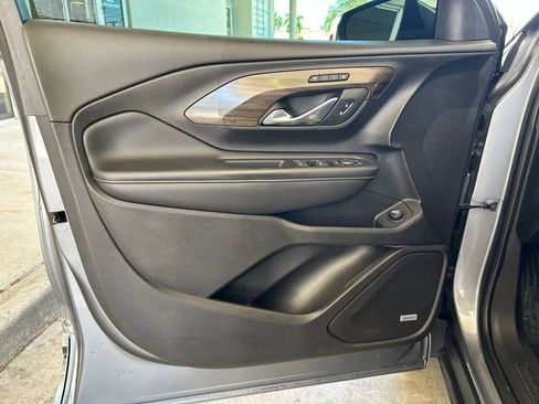 Used 2018 GMC Terrain Denali w/ Advanced Safety Package FWD image 37