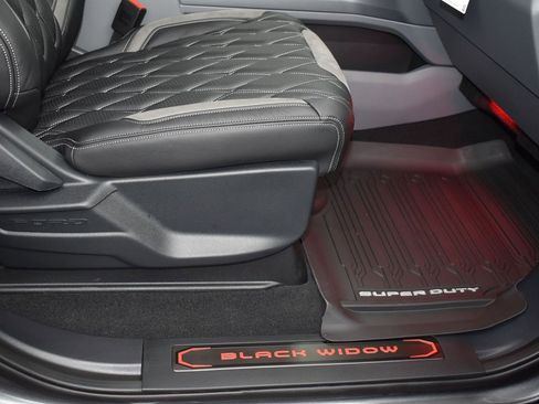 New 2025 Ford F250 XLT w/ Black Appearance Package image 9