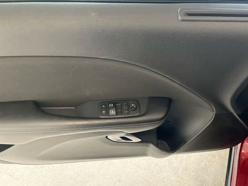 Used 2019 Dodge Challenger R/T w/ Driver Convenience Group image 13