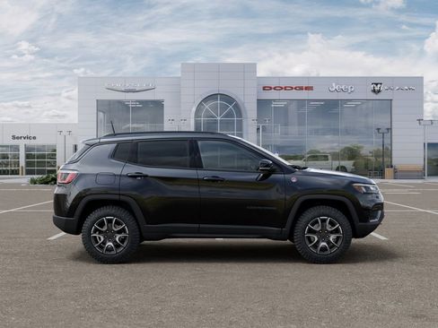 New 2026 Jeep Compass Trailhawk AWD/4WD image 22