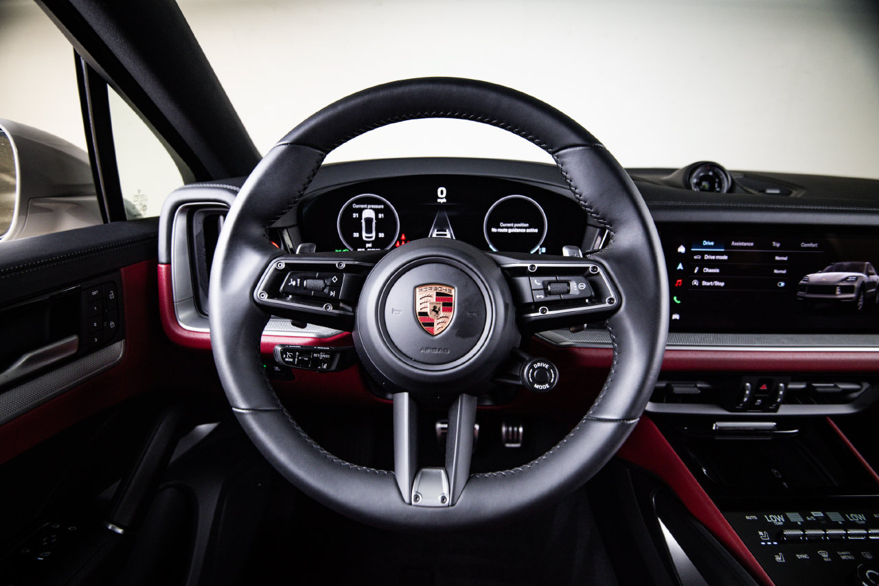 Certified 2026 Porsche Cayenne S AWD/4WD image 27