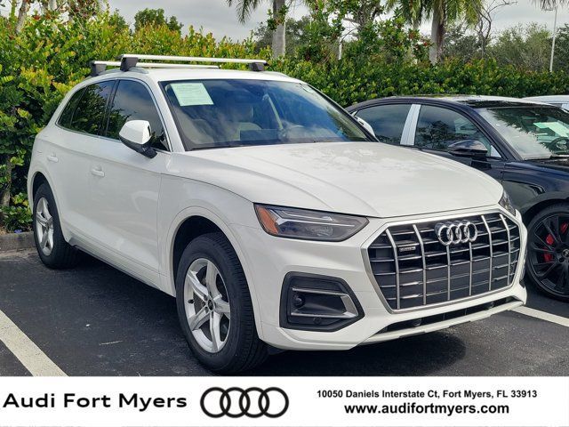 Used 2023 Audi Q5 2.0T Premium w/ Convenience Package AWD/4WD image 1