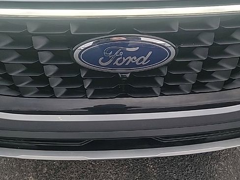 Certified 2023 Ford Escape Platinum image 8