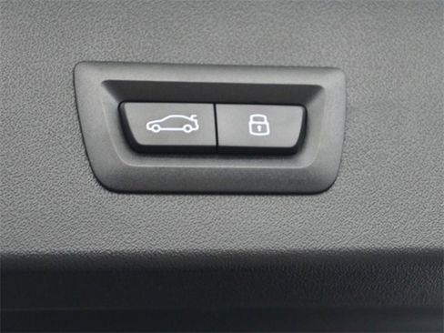 New 2026 BMW X3 xDrive30 w/ Premium Package image 16