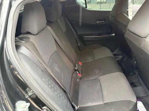 Used 2020 Toyota C-HR LE image 13