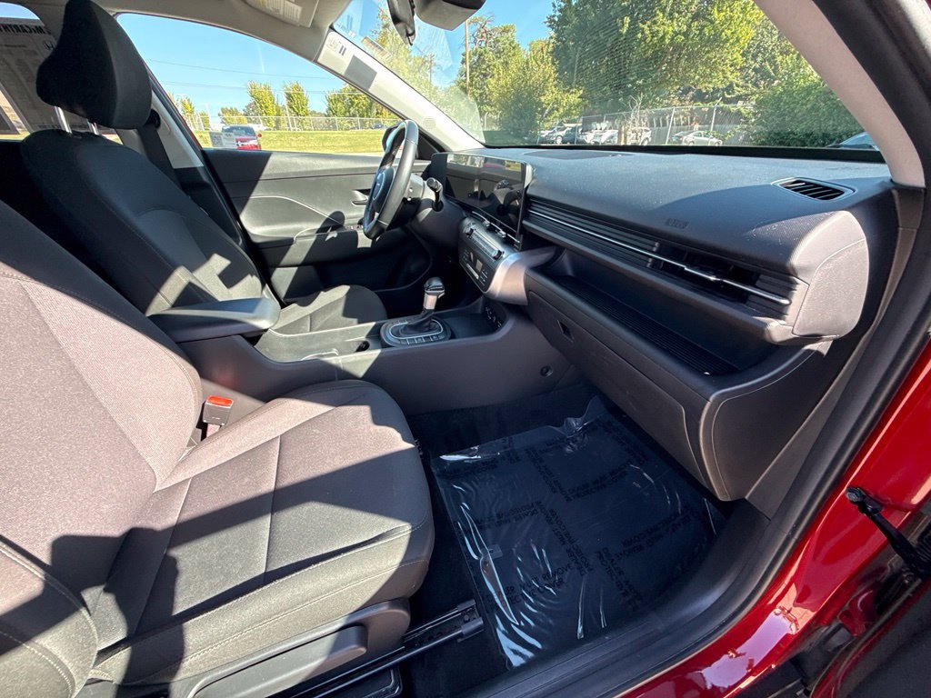 Used 2025 Hyundai Kona SEL AWD/4WD image 42