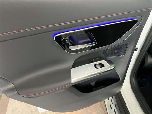 New 2026 Mercedes-Benz GLC 43 AMG 4MATIC image 9