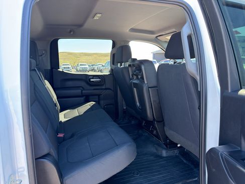 Used 2019 Chevrolet Silverado 1500 Custom AWD/4WD image 18
