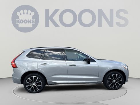 Used 2023 Volvo XC60 B5 Plus w/ Climate Package AWD/4WD image 8