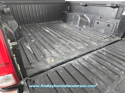 Used 2021 Toyota Tacoma SR5 RWD image 18
