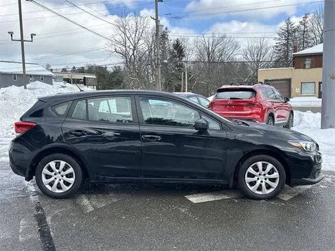 Certified 2022 Subaru Impreza 2.0i image 3