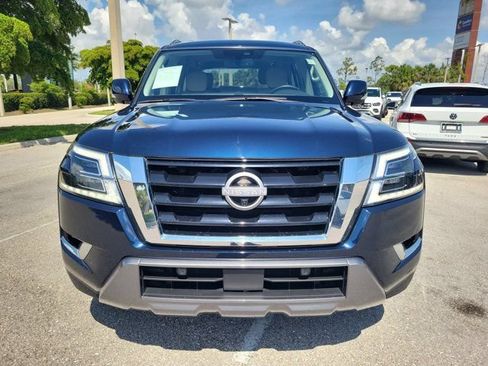 Used 2023 Nissan Armada SL w/ Captain's Chairs Package AWD/4WD image 3