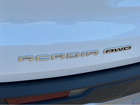 New 2025 GMC Acadia Elevation w/ Elevation Premium Package AWD/4WD image 9