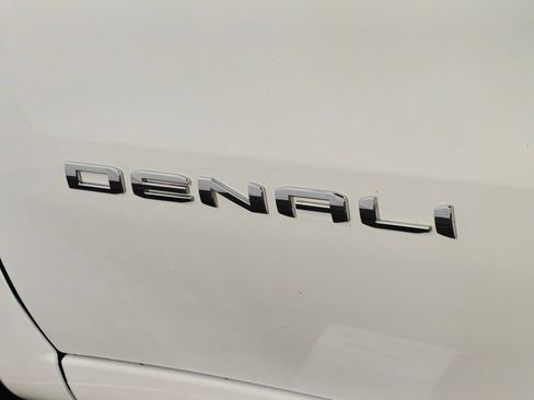 Used 2023 GMC Sierra 1500 Denali w/ Technology Package AWD/4WD image 71