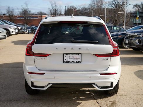 New 2026 Volvo XC60 B5 Plus w/ Climate Package image 8