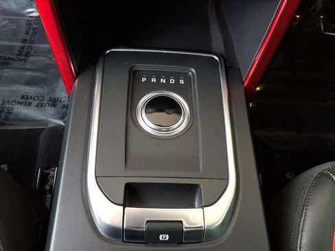 Used 2018 Land Rover Discovery Sport HSE image 13