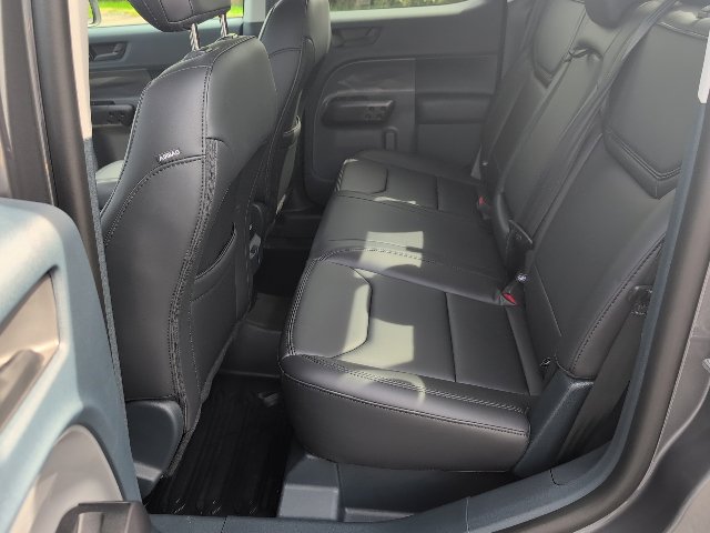 Used 2025 Ford Maverick Lariat w/ Black Appearance Package AWD/4WD image 31