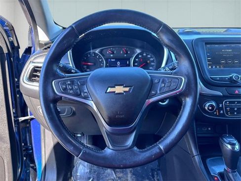 Used 2019 Chevrolet Equinox LT w/ Driver Convenience Package image 16