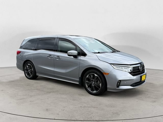 Used 2022 Honda Odyssey Touring image 3