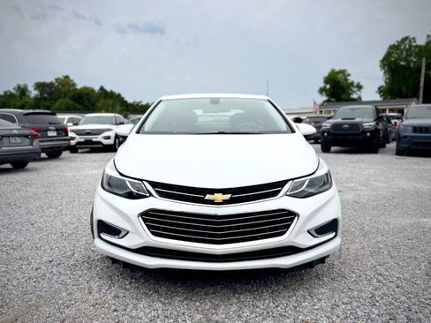 Used 2017 Chevrolet Cruze Premier FWD image 6