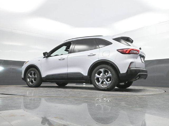 Used 2025 Ford Escape ST-Line FWD image 49