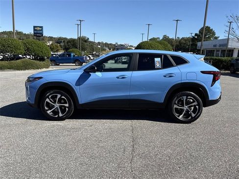 Used 2024 Chevrolet Trax RS w/ Driver Confidence Package image 6