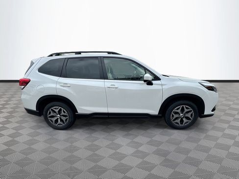 Used 2022 Subaru Forester Premium w/ Popular Package #1 AWD/4WD image 31