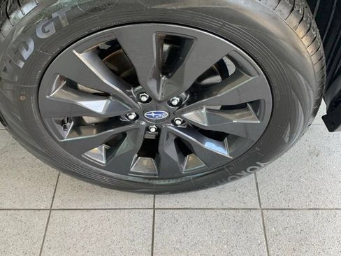 Used 2024 Subaru Outback Onyx Edition AWD/4WD image 16