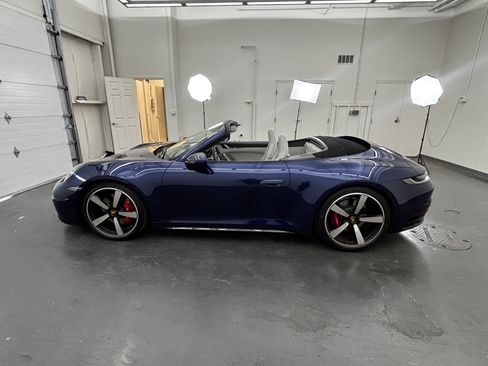Used 2024 Porsche 911 Cabriolet image 5