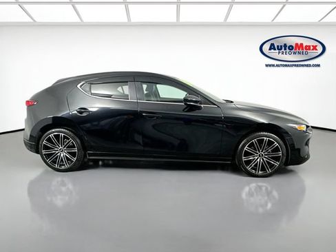 Used 2024 MAZDA MAZDA3 s FWD image 10