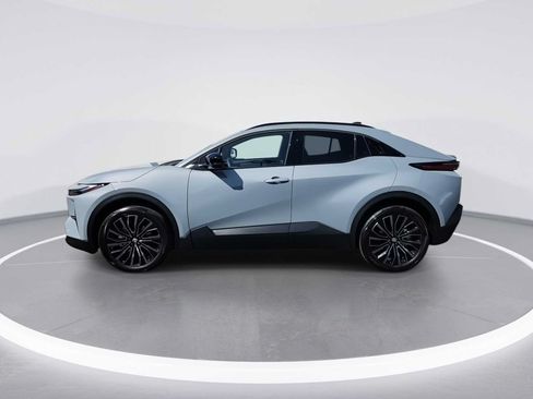 Certified 2026 Toyota C-HR AWD/4WD image 5