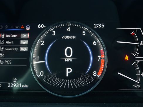 Used 2024 Lexus ES 350 w/ Premium Package image 17