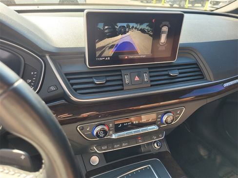 Used 2018 Audi Q5 2.0T Premium Plus w/ Premium Plus Package image 25