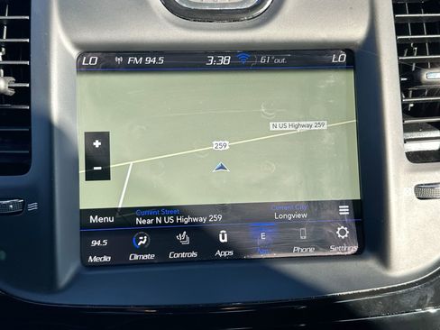 Used 2023 Chrysler 300 S image 18