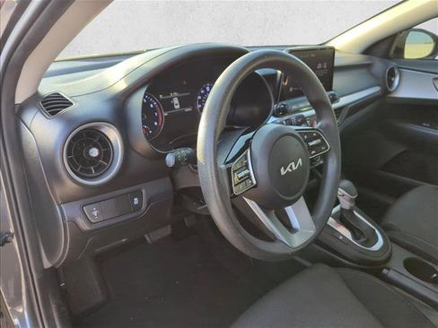 Used 2023 Kia Forte LX FWD image 13