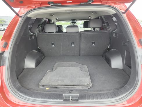 Used 2022 Hyundai Santa Fe SE w/ Cargo Package FWD image 21